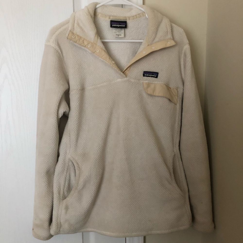 Patagonia Cream/White Pullover